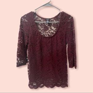 💥Rue 21 Lace Back Blouse